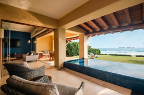 Playa Blanca 24, Luxury Beachfront Apartments